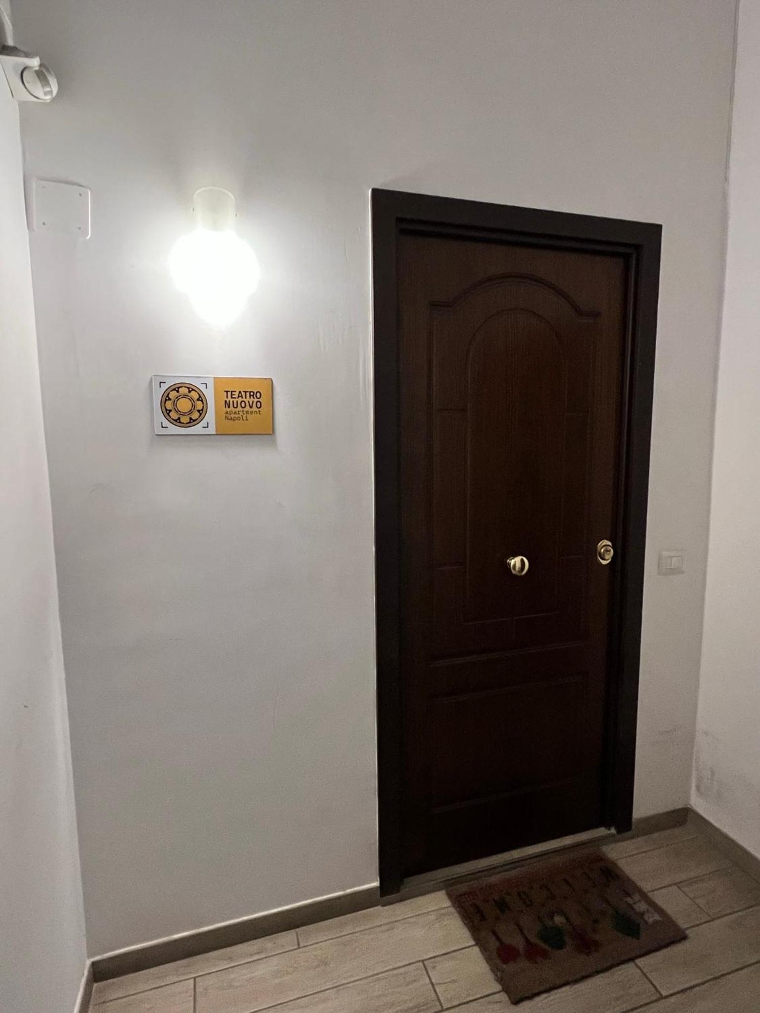 Teatro Nuovo Apartment Napoli Esterno foto